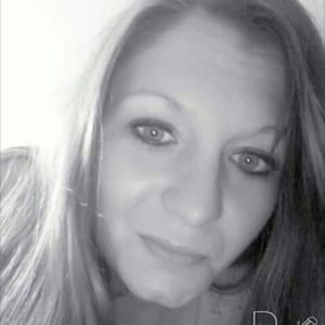 Meet your Posher, Lorrie